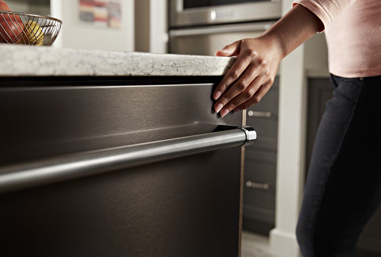 Pros vs. Cons of Black Stainless Steel Appliances