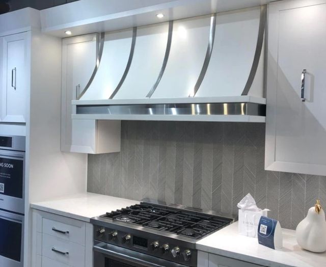 Custom Range Hood Buying Guide