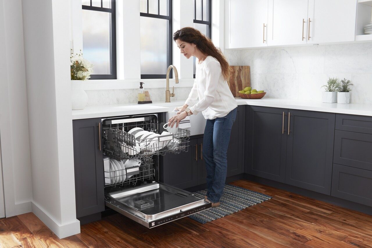 Who Should Buy a Drawer Dishwasher?, Friedmans Appliance, Bay Area