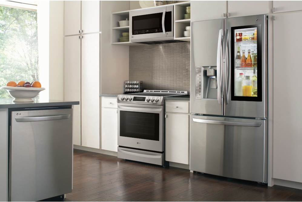 LG 4 Piece Gas Kitchen Appliance Package - Stainless Steel