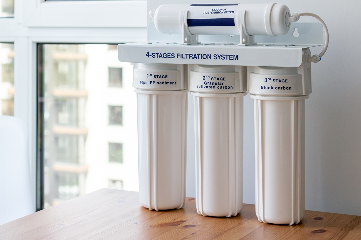four-stage reverse osmosis system for the home