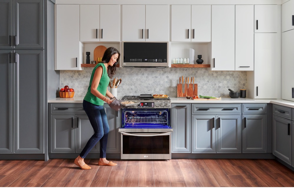 What to Look for When Shopping for an LG Stove, Plaza Appliance Mart