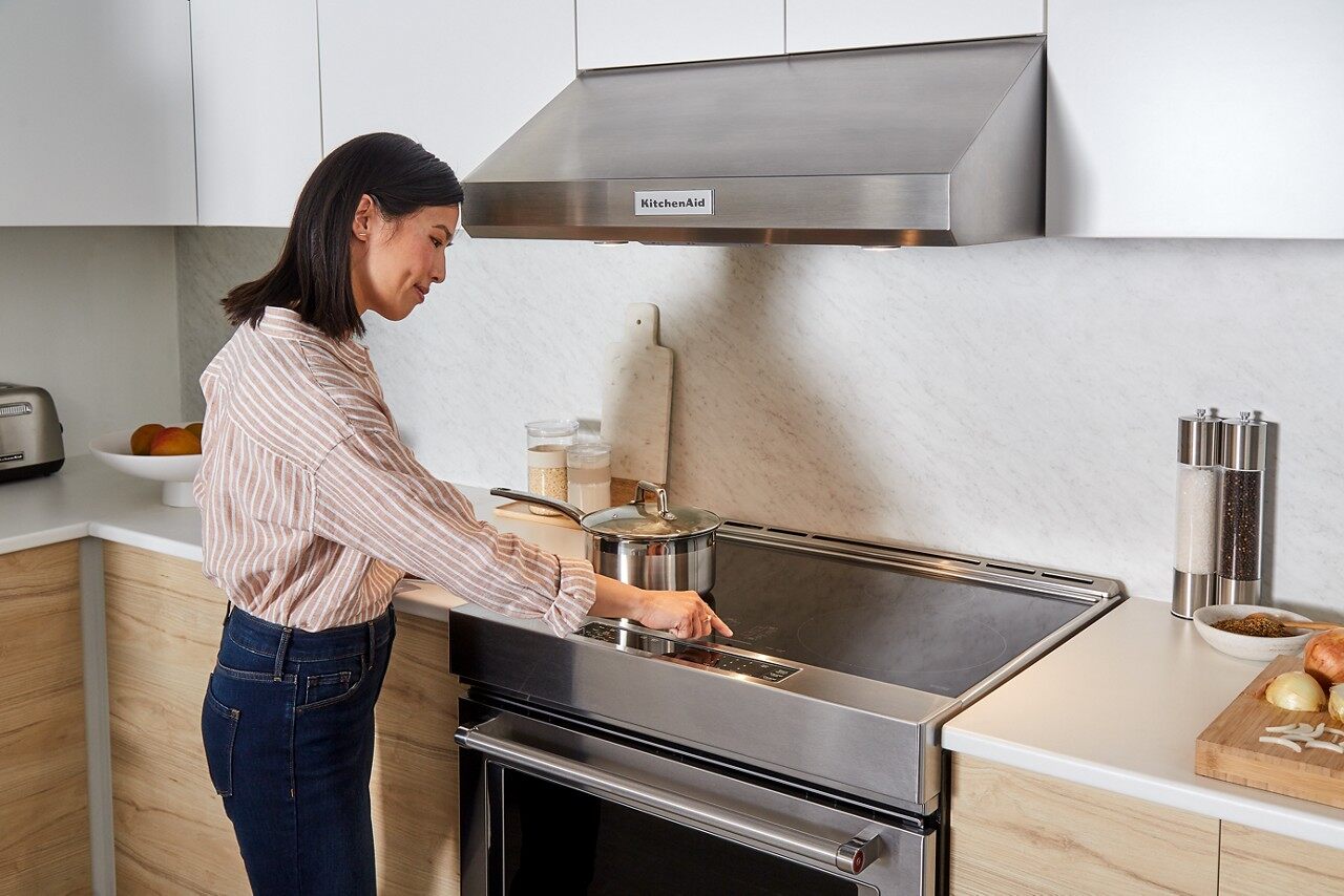 Why an Induction Range Should be on Your Kitchen Appliance Shortlist