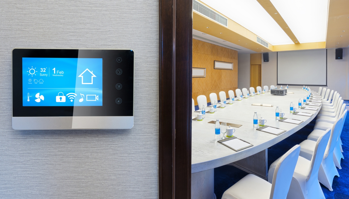 What Must-Have Tech Goes into a Smart Conference Room? | Saber