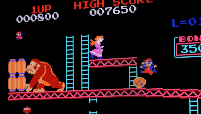 Retro Donkey Kong arcade game