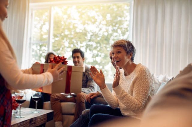 15 Non-Food Holiday Gift Ideas for Neighbors - Happy Money Saver