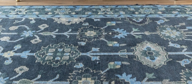 Blue rug with oriental style pattern 
