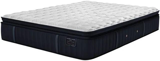 Front view of Stearns & Foster 52491351 queen-size plush pocket coil mattress 