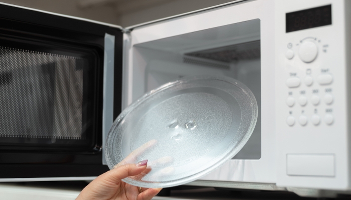 How to Fix a Microwave That Isn't Heating