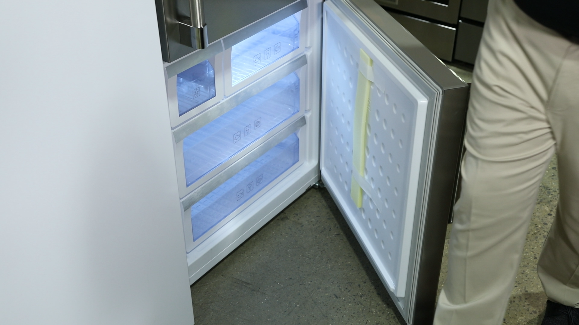Top Freezer vs. Bottom Freezer