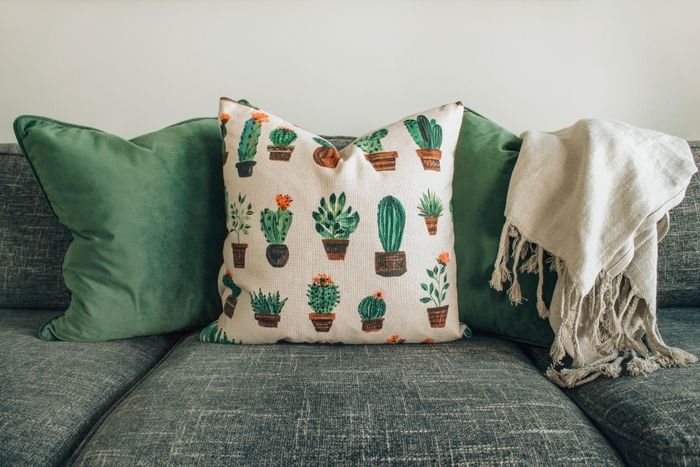 4 Ways to Make a Sofa Look Like New