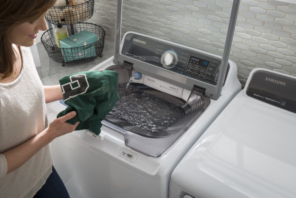 samsung washer staining clothes