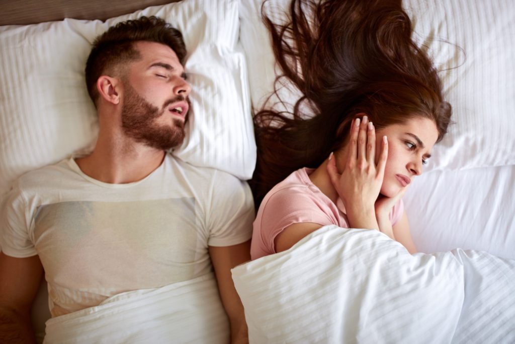Dormir ensemble : conseils aux couples pour un sommeil paisible
