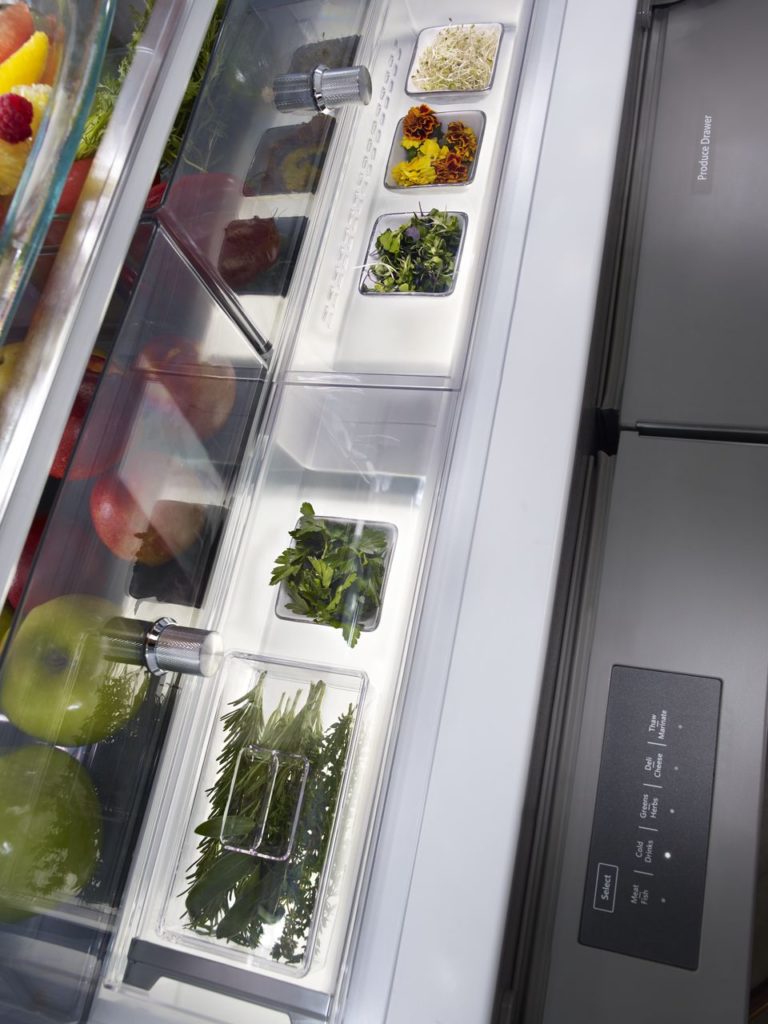 Herb storage in refrigerator