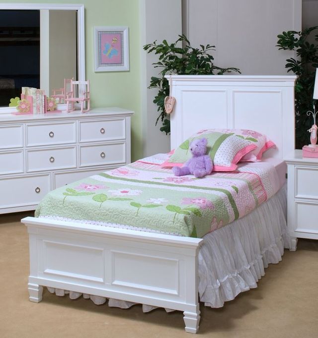 New Classic Tamarack Youth Bed 1