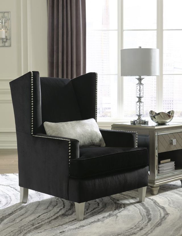 Signature Design by Ashley® Harriotte Black Accent Chair 4