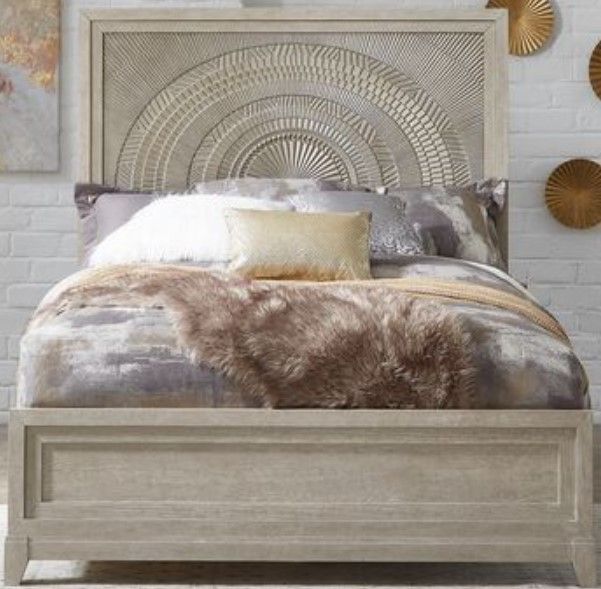 Liberty Belmar Washed Taupe/Silver Champagne Queen Panel Bed-0