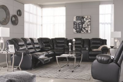 Signature Design by Ashley® Vacherie Black Double Reclining Loveseat with Console 15