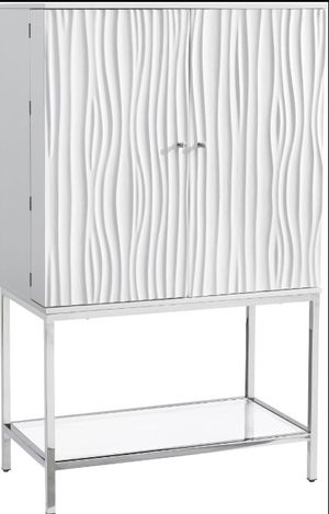Coast2Coast Home™ Mirabelle Waves Glossy White Bar Cabinet