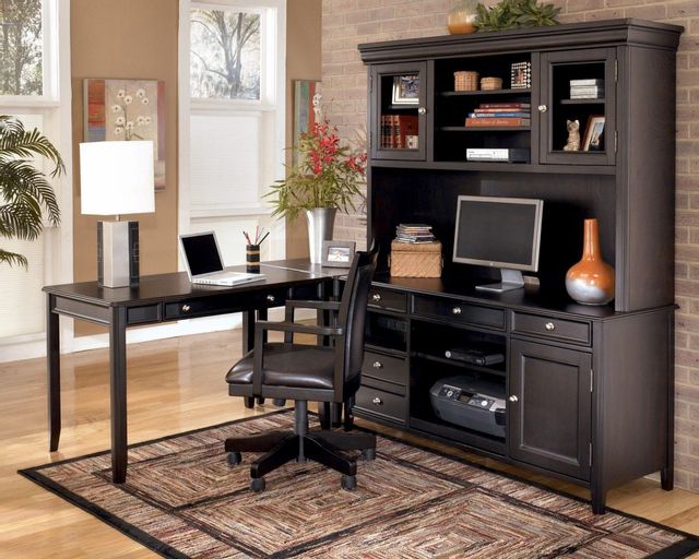 Signature Design by Ashley® Carlyle Dark Brown Home Office Large Leg Desk 2