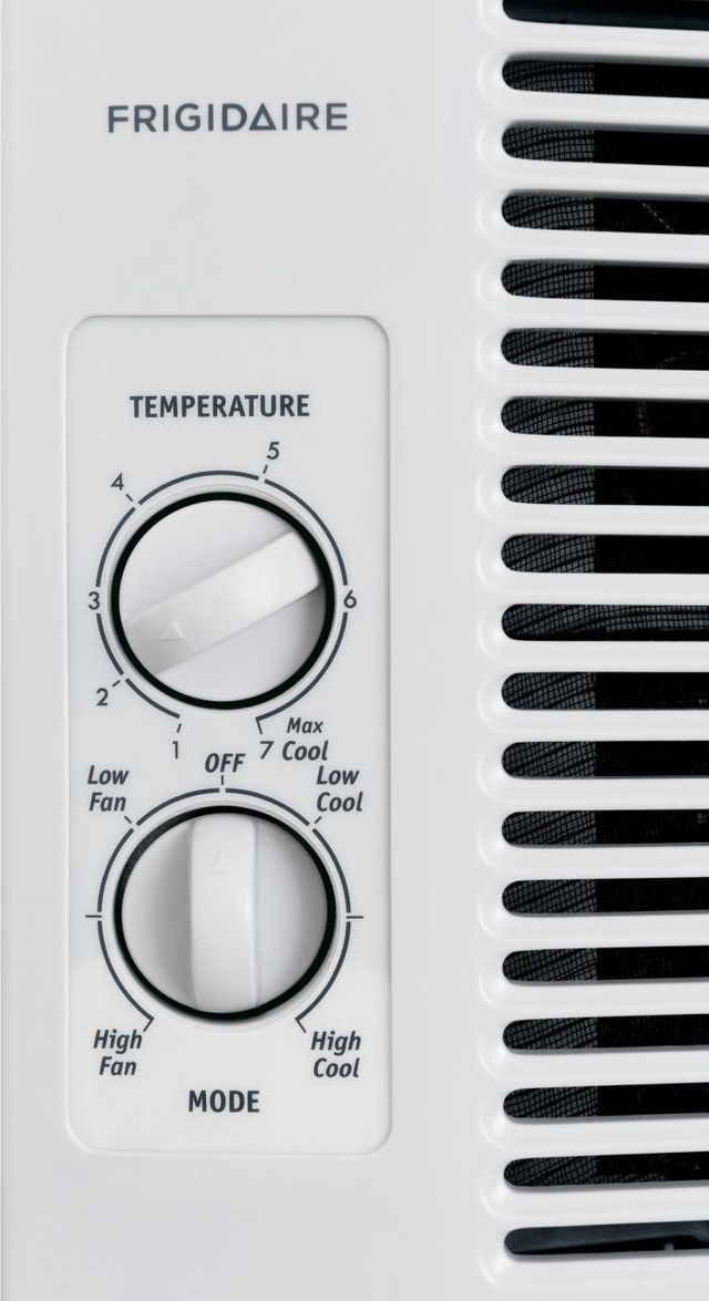 Frigidaire® 10,000 BTU White Window Mount Air Conditioner 3