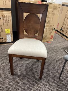 Bertanie Side Chair