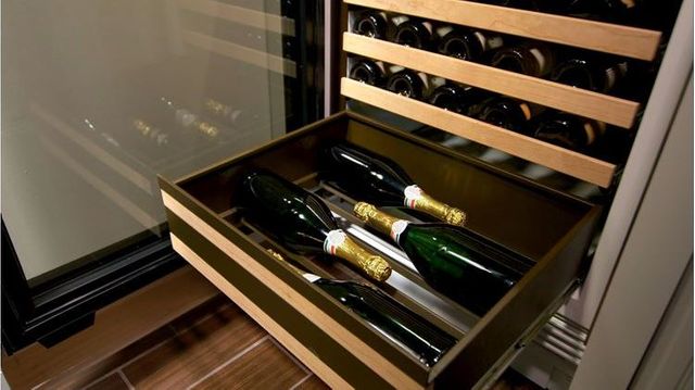 Sub-Zero® 24" Wine Storage Bulk Storage Drawer-0