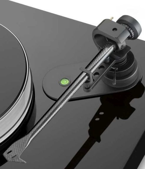 Pro-Ject Xtension Manual Turntable-High Gloss Lacquer Piano Black 14