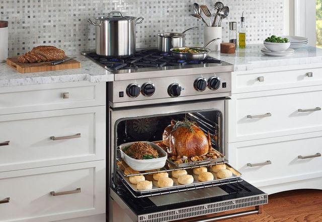 BlueStar® Culinary RCS Series 36" Color Match Pro Style Natural Gas Range-3