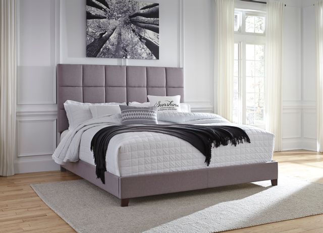 Signature Design by Ashley® Dolante Gray King Upholstered Bed 1