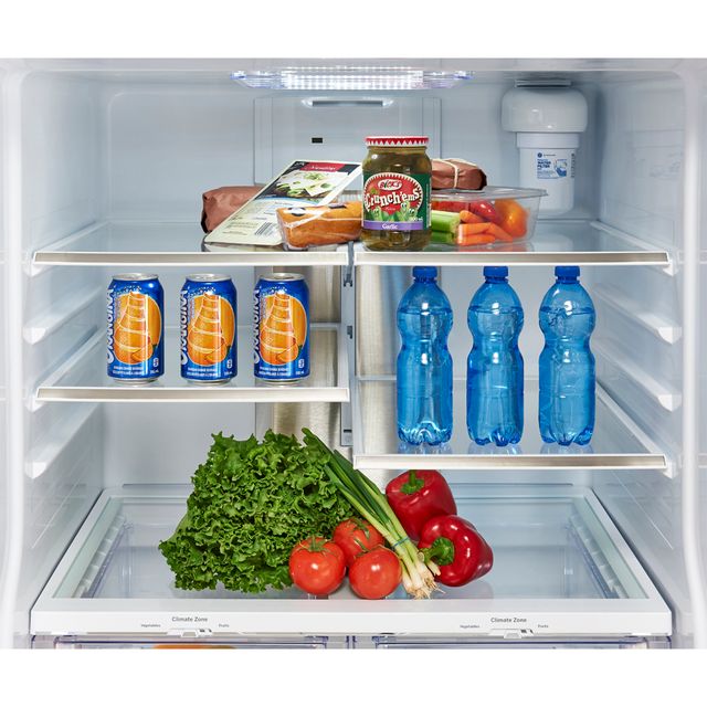 Réfrigérateur à portes françaises de 33 po GE® de 23,5 pi³ - Blanc 3