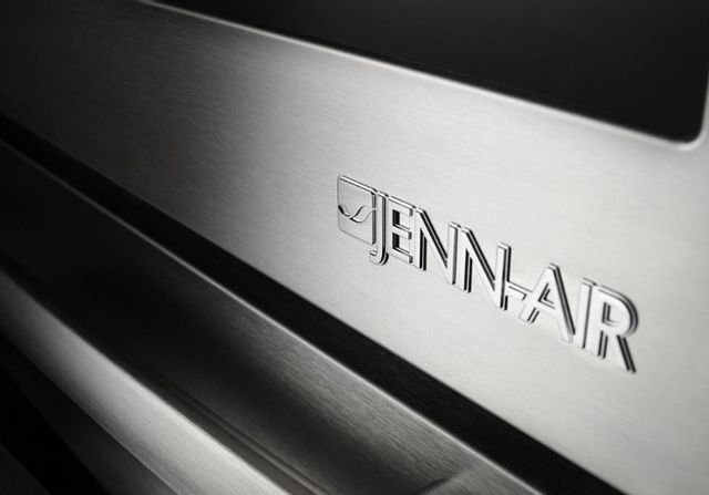 JennAir® 30" Stainless Steel Slide-In Electric Induction Range 6
