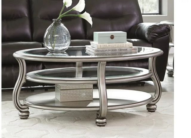 Signature Design by Ashley® Coralayne Silver Oval Coffee Table 3
