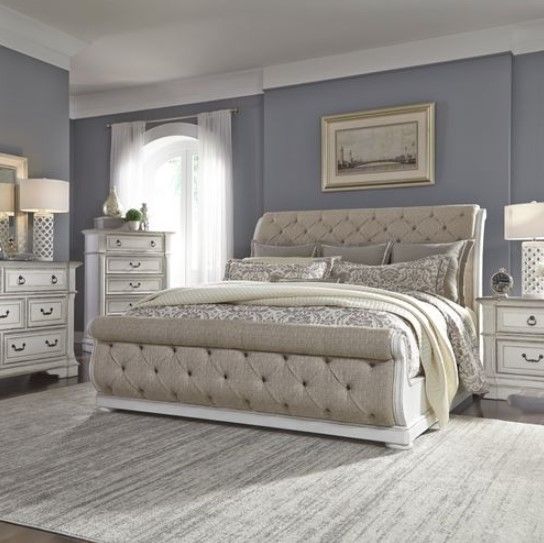 Liberty Abbey Park 5-Piece Antique White Queen Upholstered Sleigh Bed Set 13