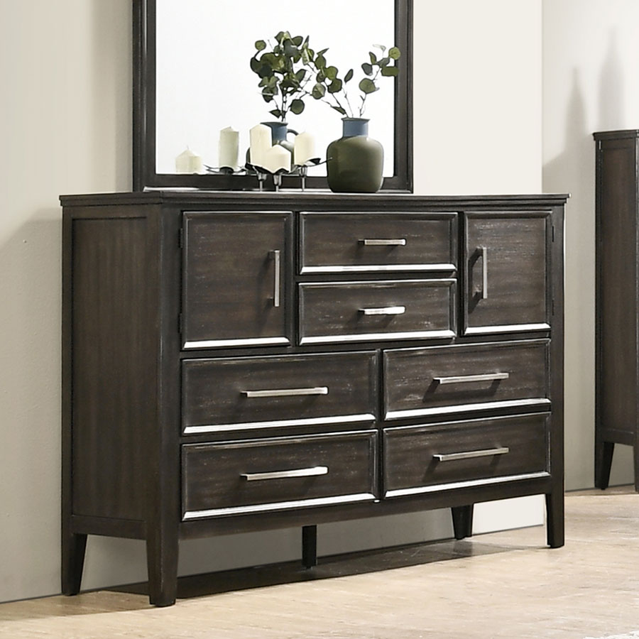 New classic deals home furnishings dresser