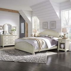 homestyles® Chambre 4-Piece Antiqued White King Bedroom Set