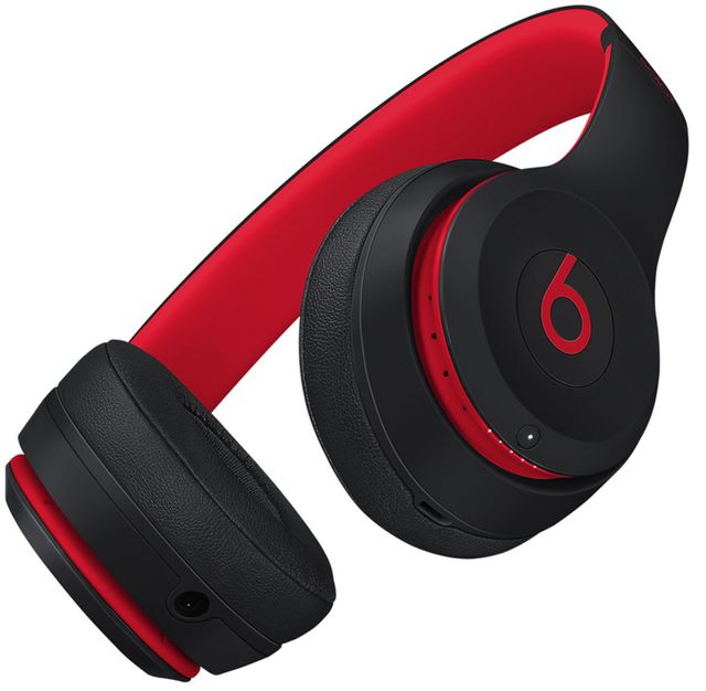 Beats by Dr. Dre Solo3 Decade - Defiant Black-Red On-ear Bluetooth Headphones 4