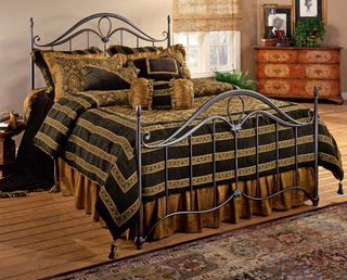 Hillsdale Furniture Kendall Queen Bed