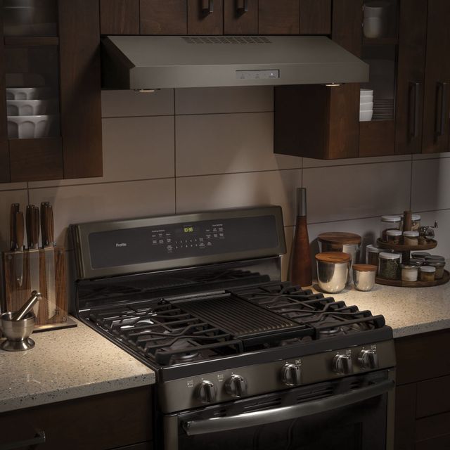 Hotte de cuisinière sous-armoire GE Profile® de 30 po - Acier inoxydable 10