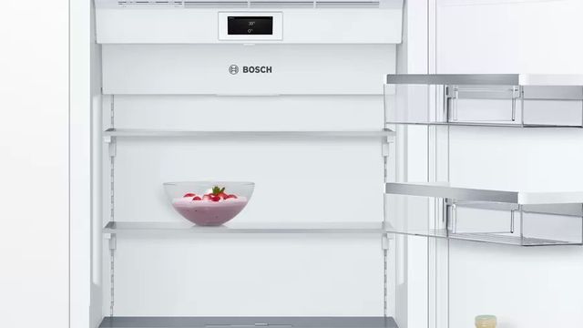 Bosch Benchmark® Series 16.0 Cu. Ft. Stainless Steel Built-in Bottom Freezer Refrigerator 2