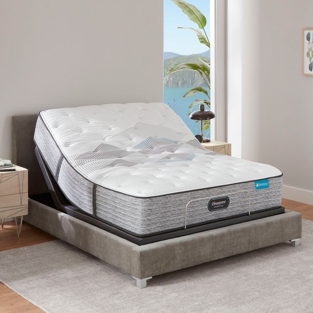 Beautyrest® Beachfront Extra Firm Pocketed Coil Tight Top King Mattress 9