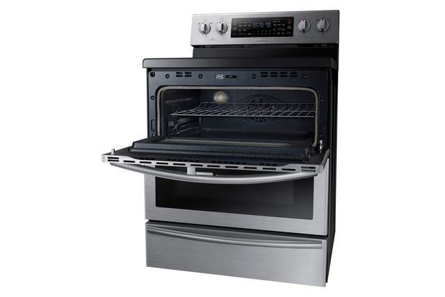 Samsung 30" Stainless Steel Free Standing Electric Range 3