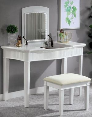 Furniture of America® Stina White and Ivory Vanity with Stool
