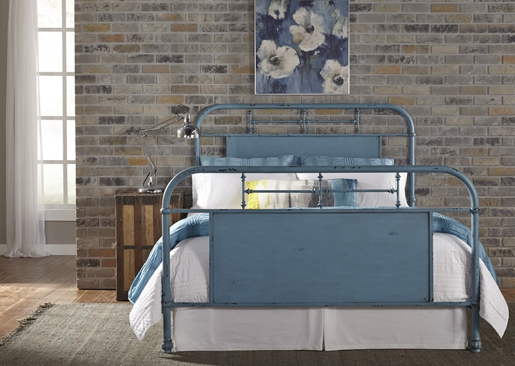 Liberty Furniture Vintage Distressed Blue Queen Metal Bed