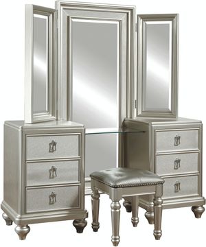 Samuel Lawrence Furniture Diva Platinum Vanity Dresser with Stool