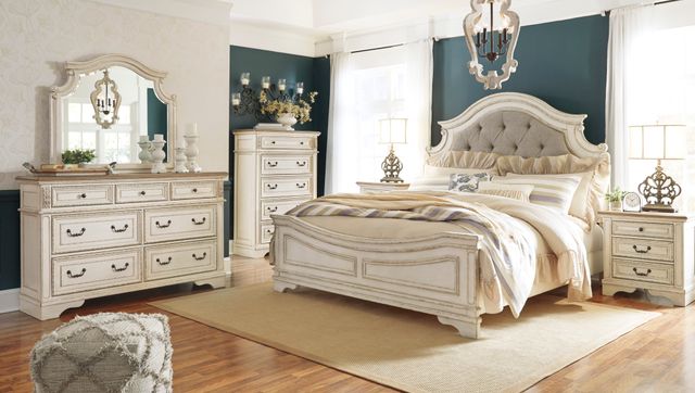 Signature Design by Ashley® Realyn Chipped White Queen Upholstered Panel Bed 7