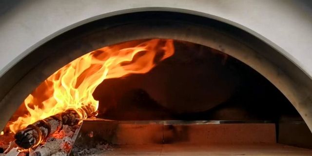 XO 40" Carbone Wood Fired Pizza Oven 20