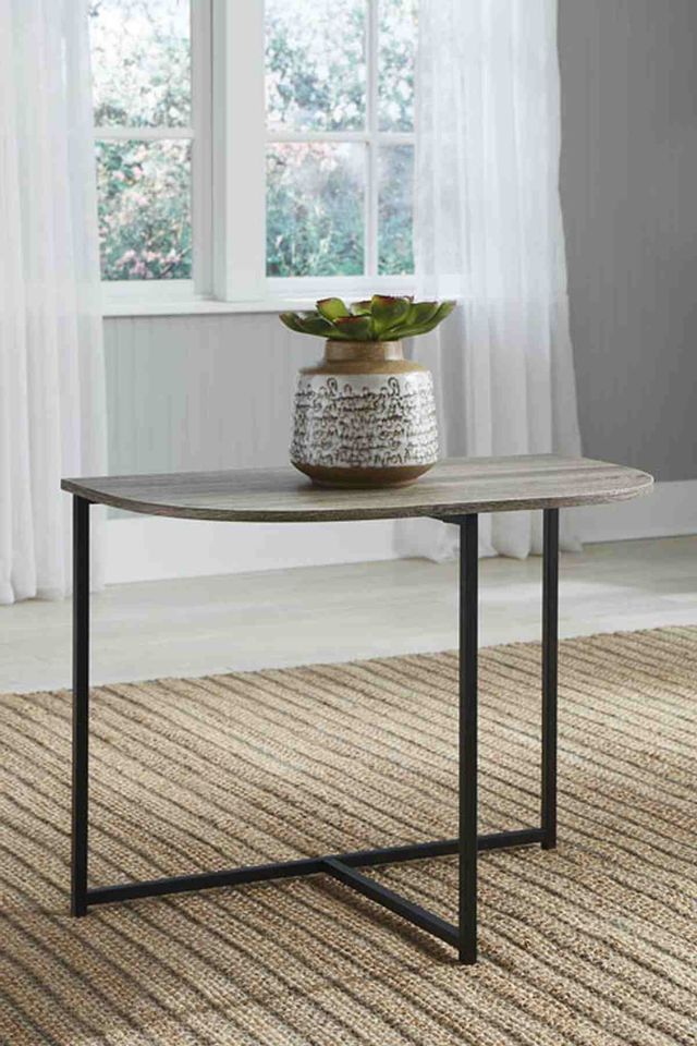 Signature Design by Ashley® Wadeworth Two-Tone Chair Side End Table 3