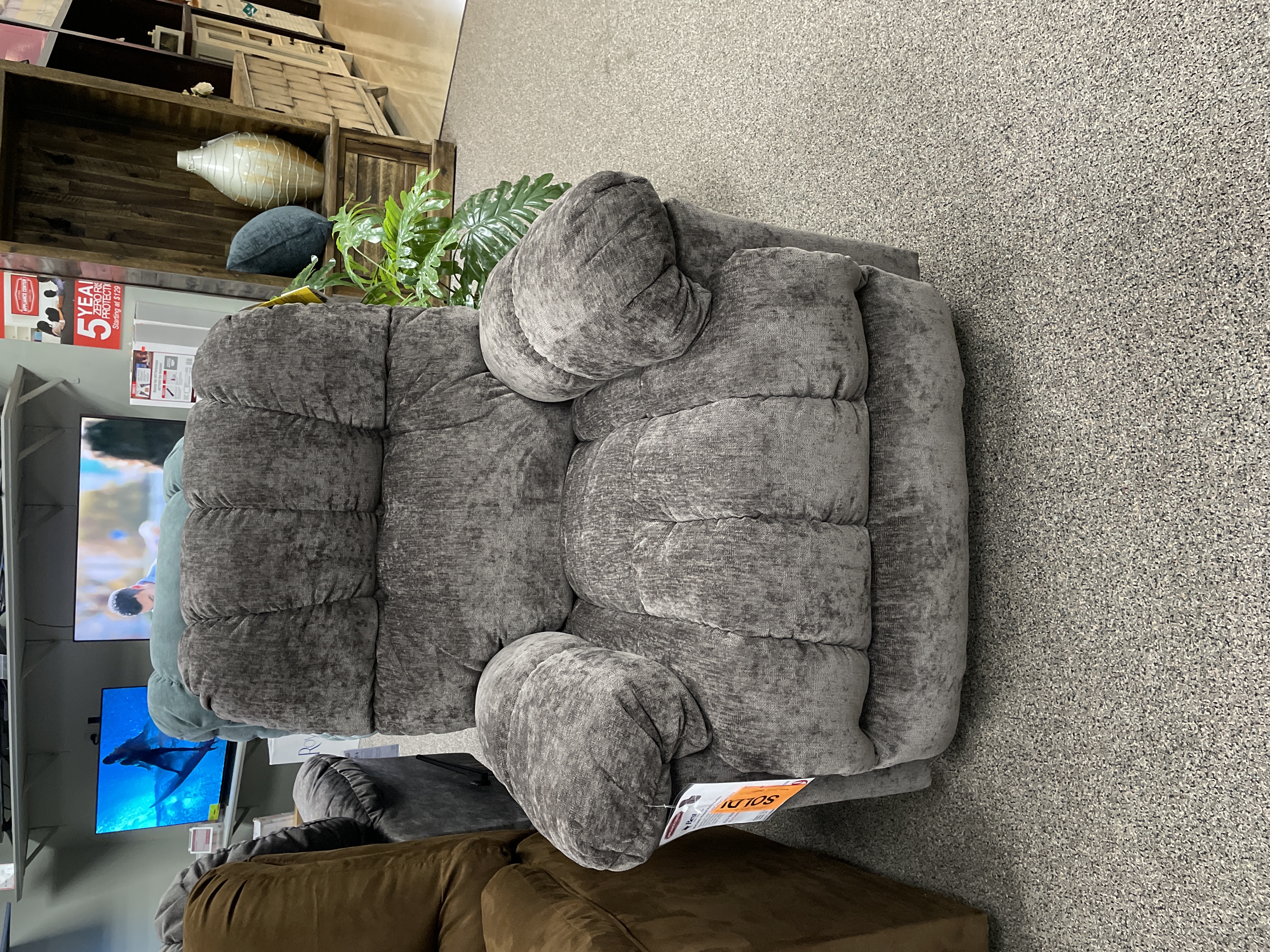 plush recliners