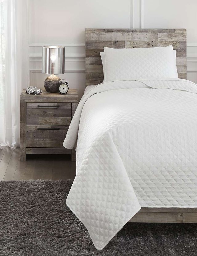 Signature Design by Ashley® Ryter White Twin Coverlet Set-1